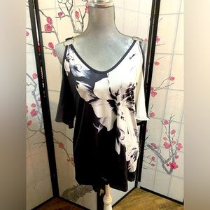 Lapa Small Black & White Off Shoulder Silky Top